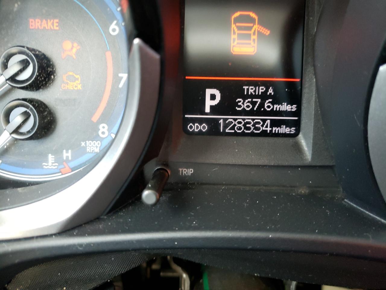 Photo 8 from auction – 2014 TOYOTA COROLLA L with VIN 2T1BURHE0EC186587