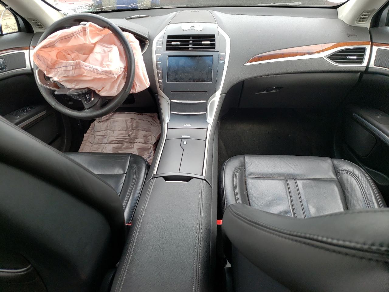 Photo 9 from auction – 2014 LINCOLN MKZ with VIN 3LN6L2G90ER831325