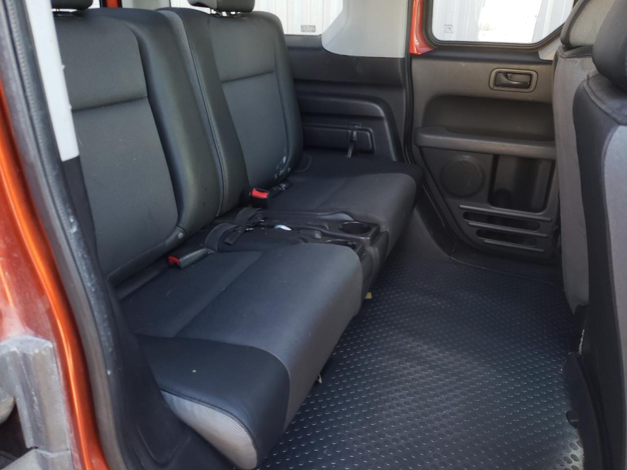 Photo 6 from auction – 2003 HONDA ELEMENT EX with VIN 5J6YH28533L006475