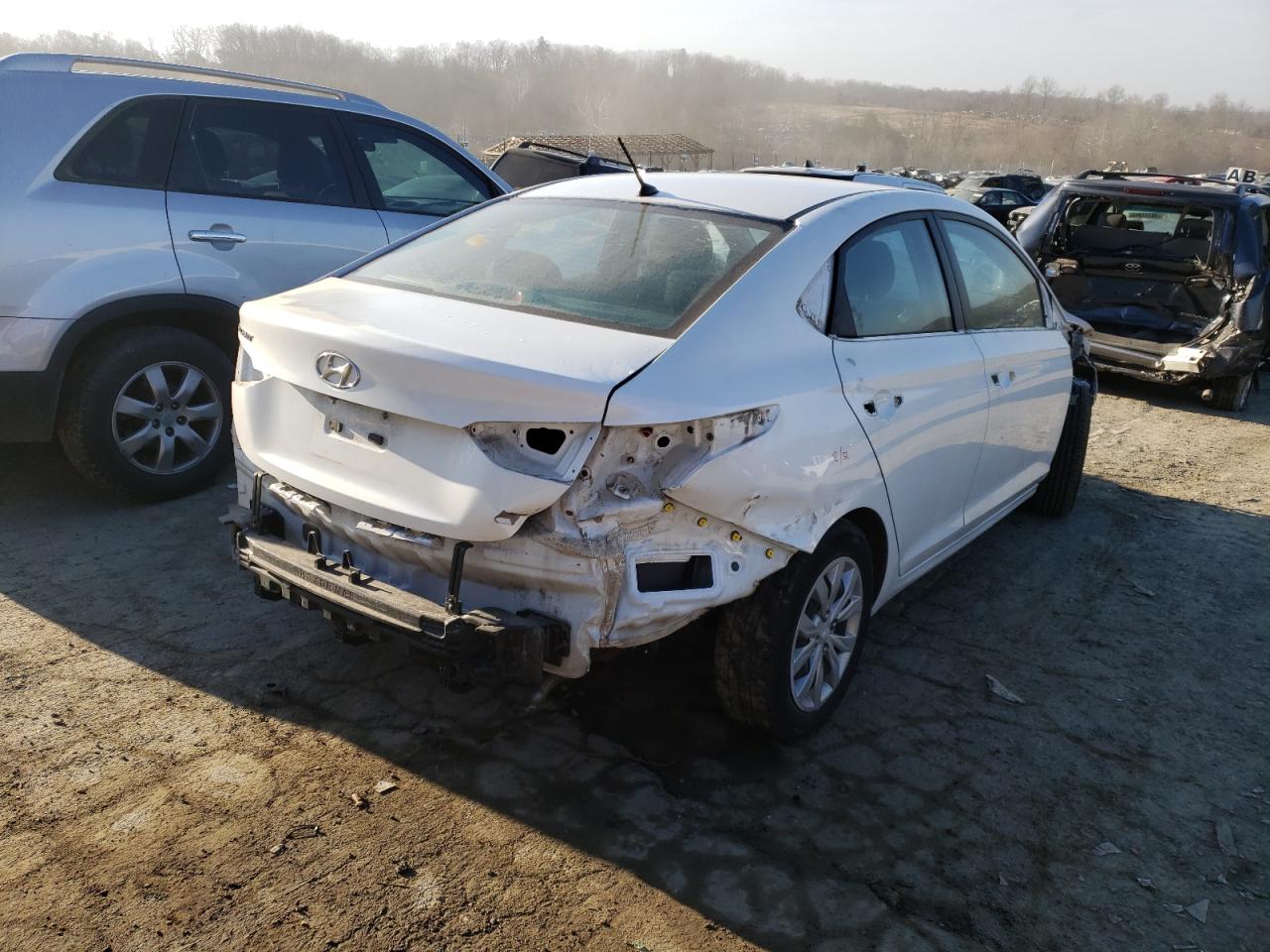 Photo 4 from auction – 2018 HYUNDAI ACCENT SE with VIN 3KPC24A30JE025920