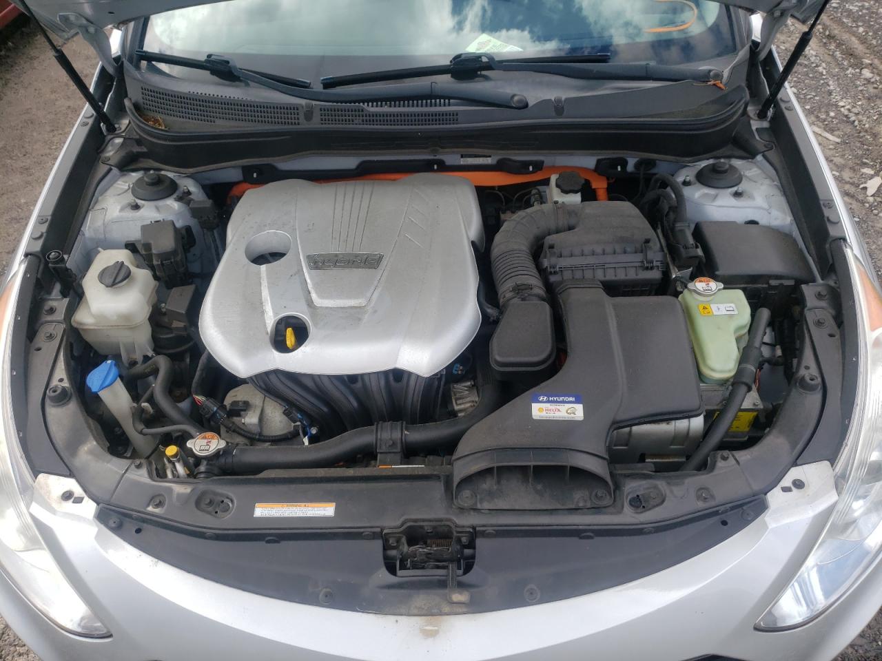 Photo 7 from auction – 2012 HYUNDAI SONATA HYB with VIN KMHEC4A49CA019632