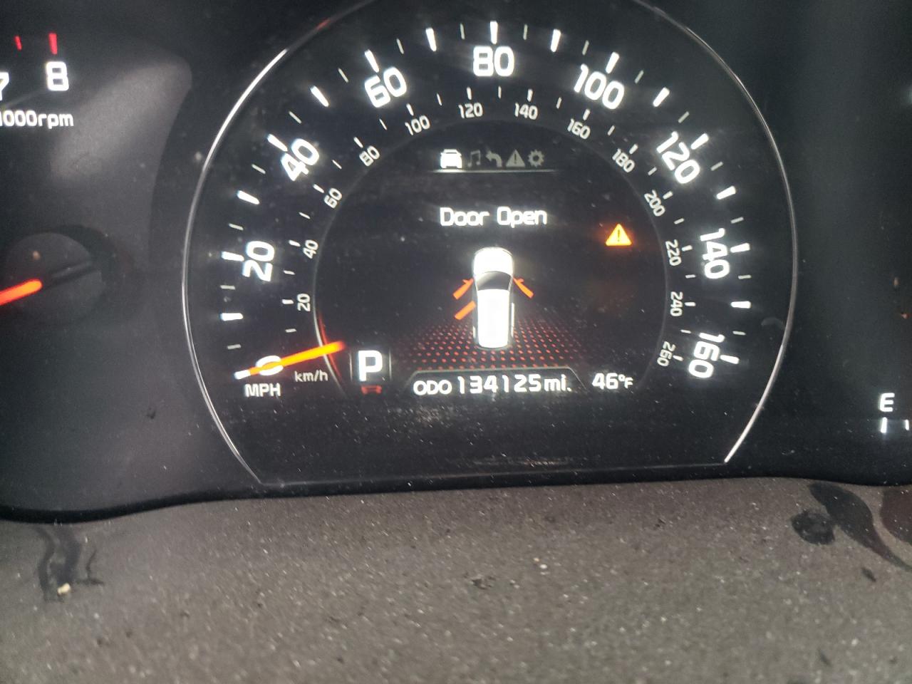 Photo 8 from auction – 2015 KIA SORENTO EX with VIN 5XYKUDA73FG598894