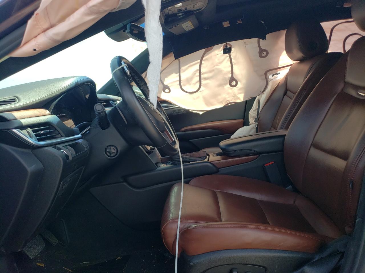 Photo 5 from auction – 2015 CADILLAC XTS LUXURY with VIN 2G61M5S35F9169610