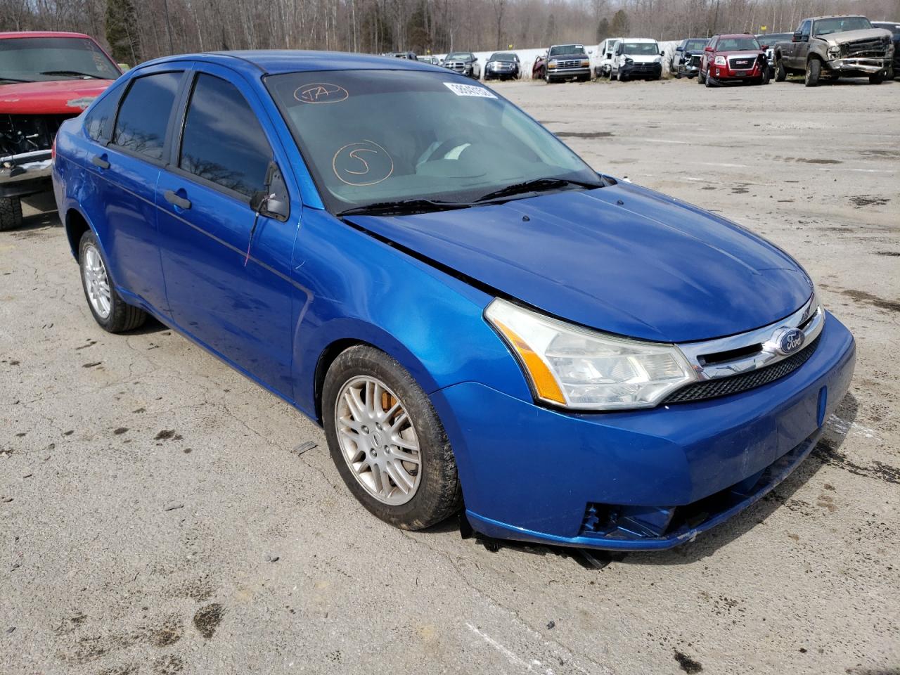 FORD FOCUS SE 2011 with VIN 1FAHP3FN1BW162499 - Photo from auction