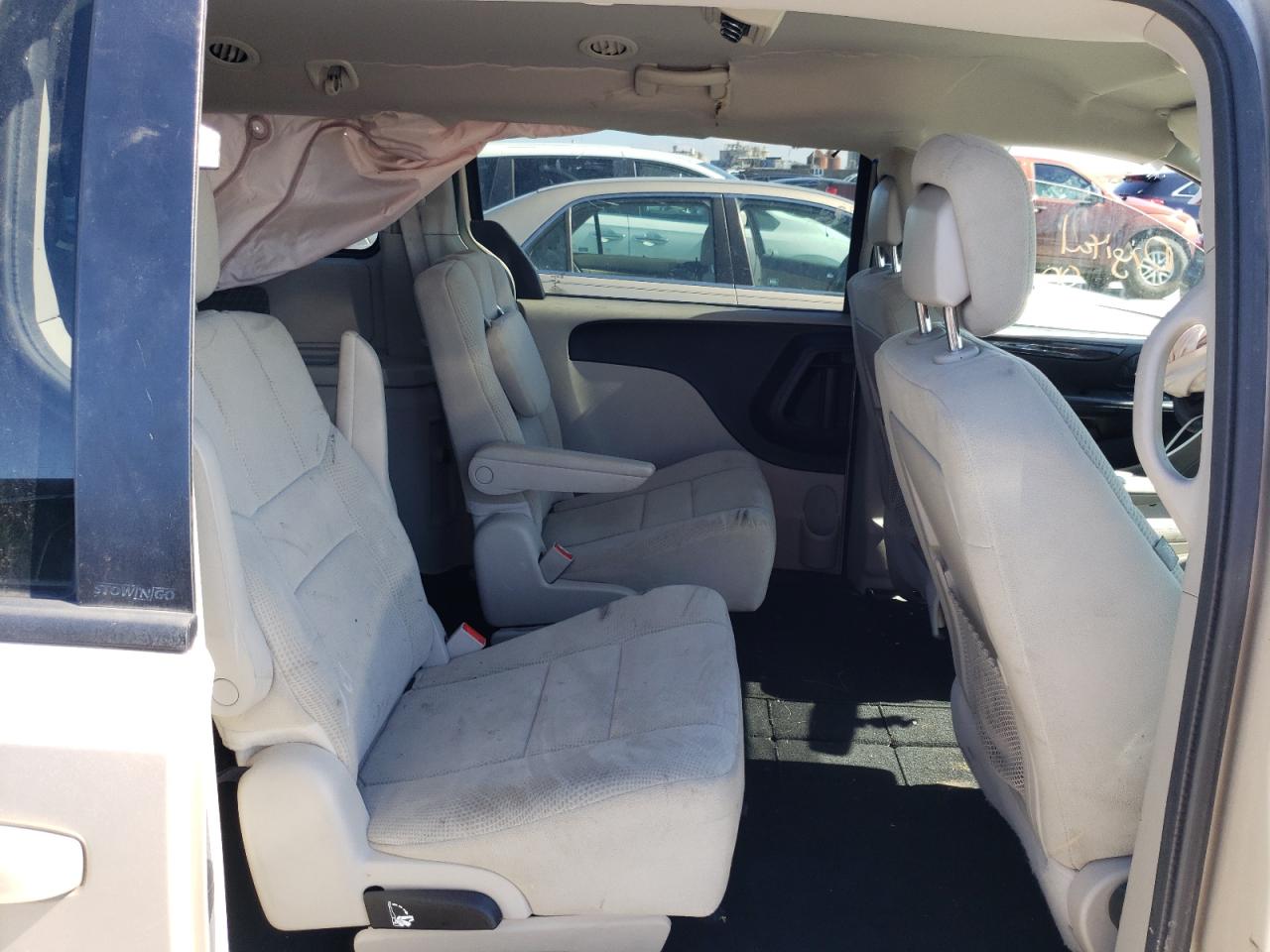 Photo 6 from auction – 2013 DODGE GRAND CARA with VIN 2C4RDGBGXDR542572