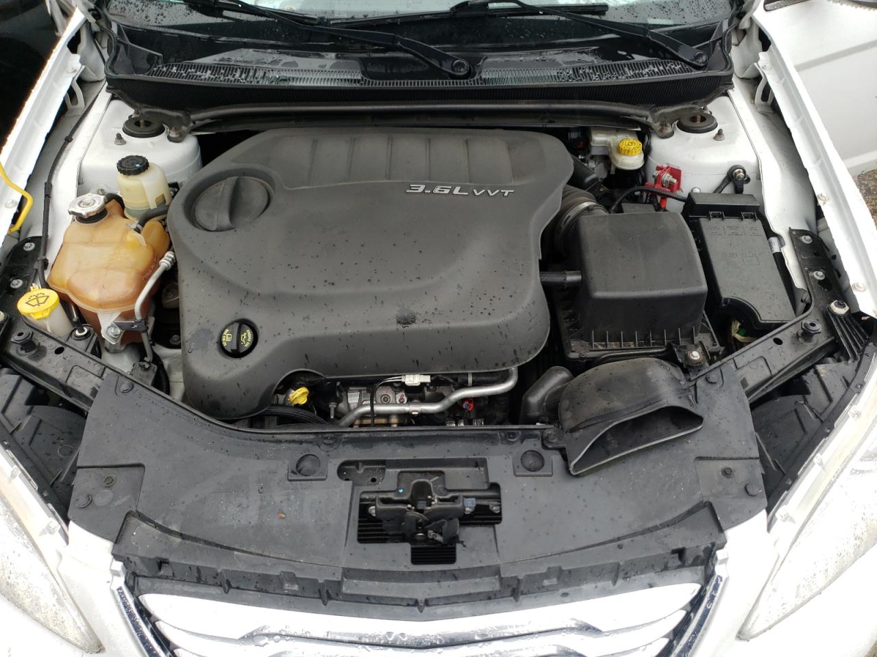 Photo 7 from auction – 2014 CHRYSLER 200 LIMITE with VIN 1C3CCBCGXEN127846