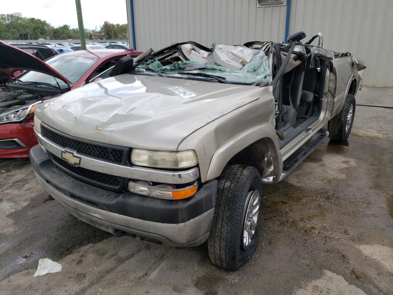 Photo 2 from auction – 2001 CHEVROLET SILVERADO with VIN 1GCHK29151E341869