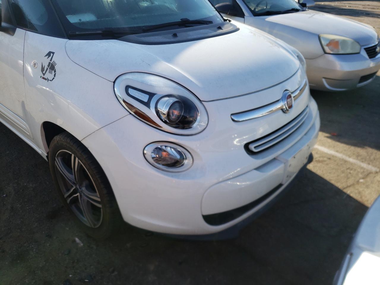 Photo 9 from auction – 2014 FIAT 500L with VIN ZFBCFAAH8EZ003126