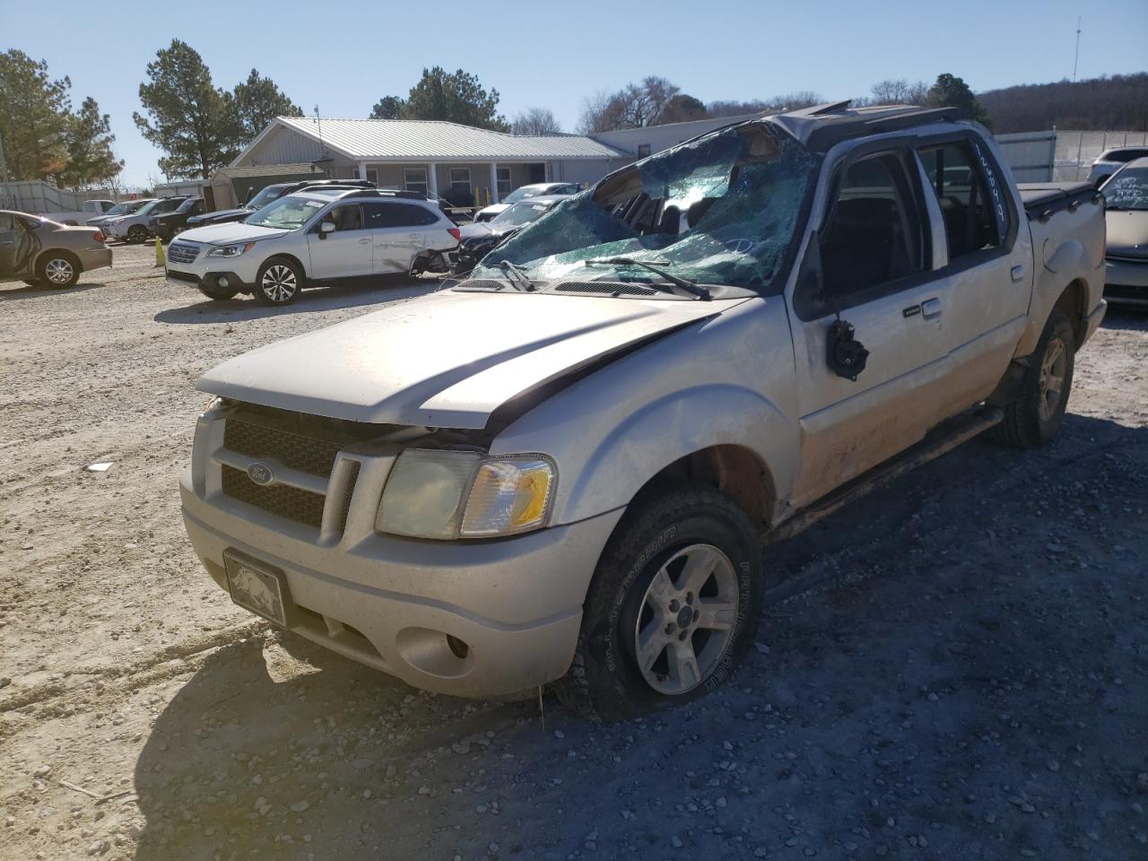 Photo 2 from auction – 2005 FORD EXPLORER S with VIN 1FMZU67K95UB32241