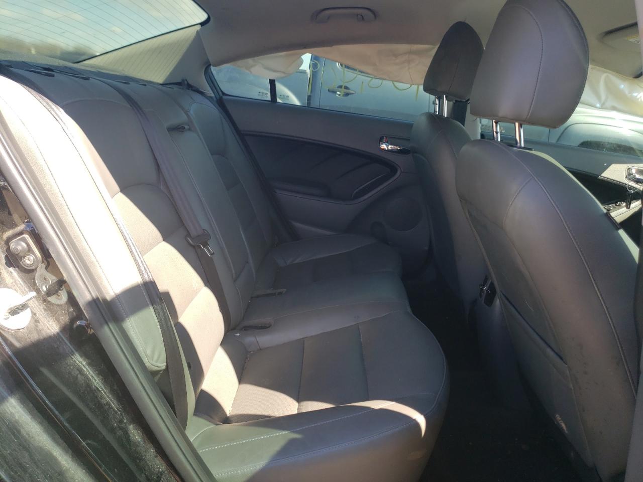Photo 6 from auction – 2017 KIA FORTE EX with VIN 3KPFL4A87HE088125