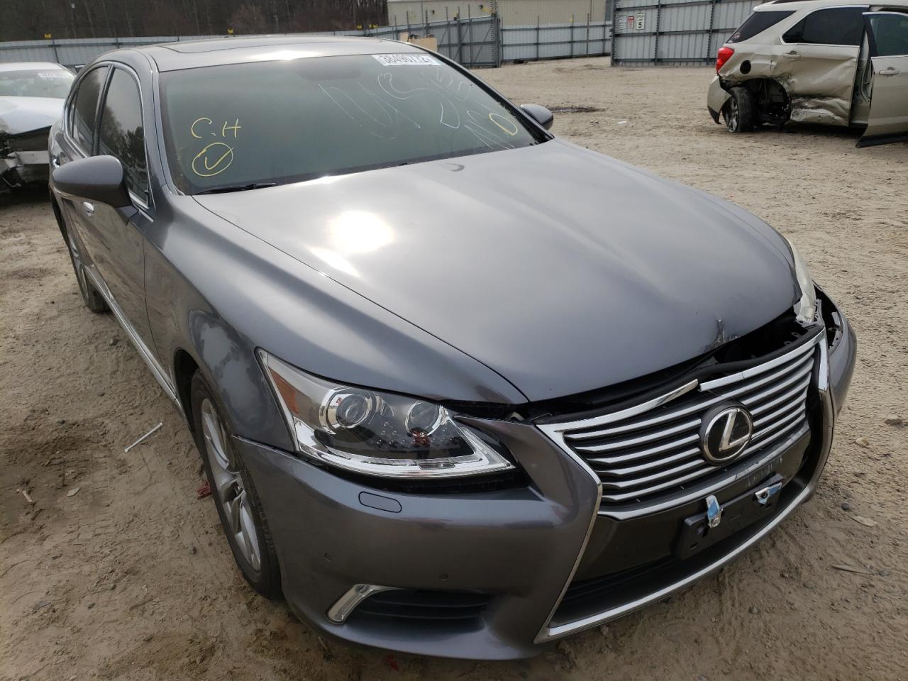 LEXUS LS 460 2013 with VIN JTHCL5EF9D5018762 - Photo from auction