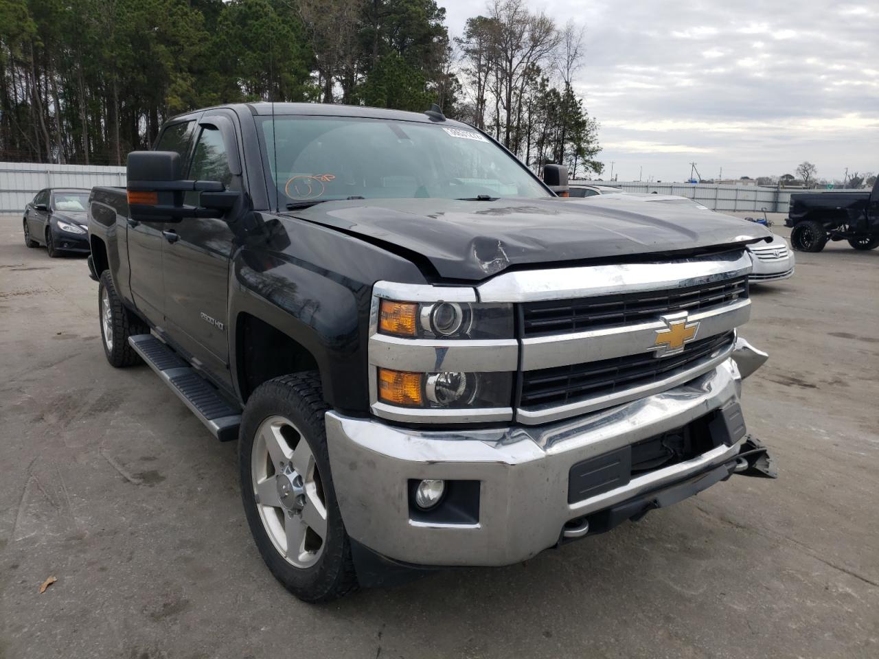 CHEVROLET SILVERADO 2015 with VIN 1GC1KVEG4FF641708 - Photo from auction