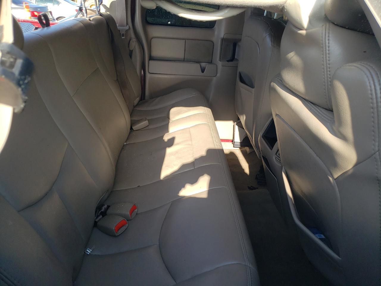 Photo 6 from auction – 2005 CHEVROLET SILVERADO with VIN 1GCEK19Z15Z237204