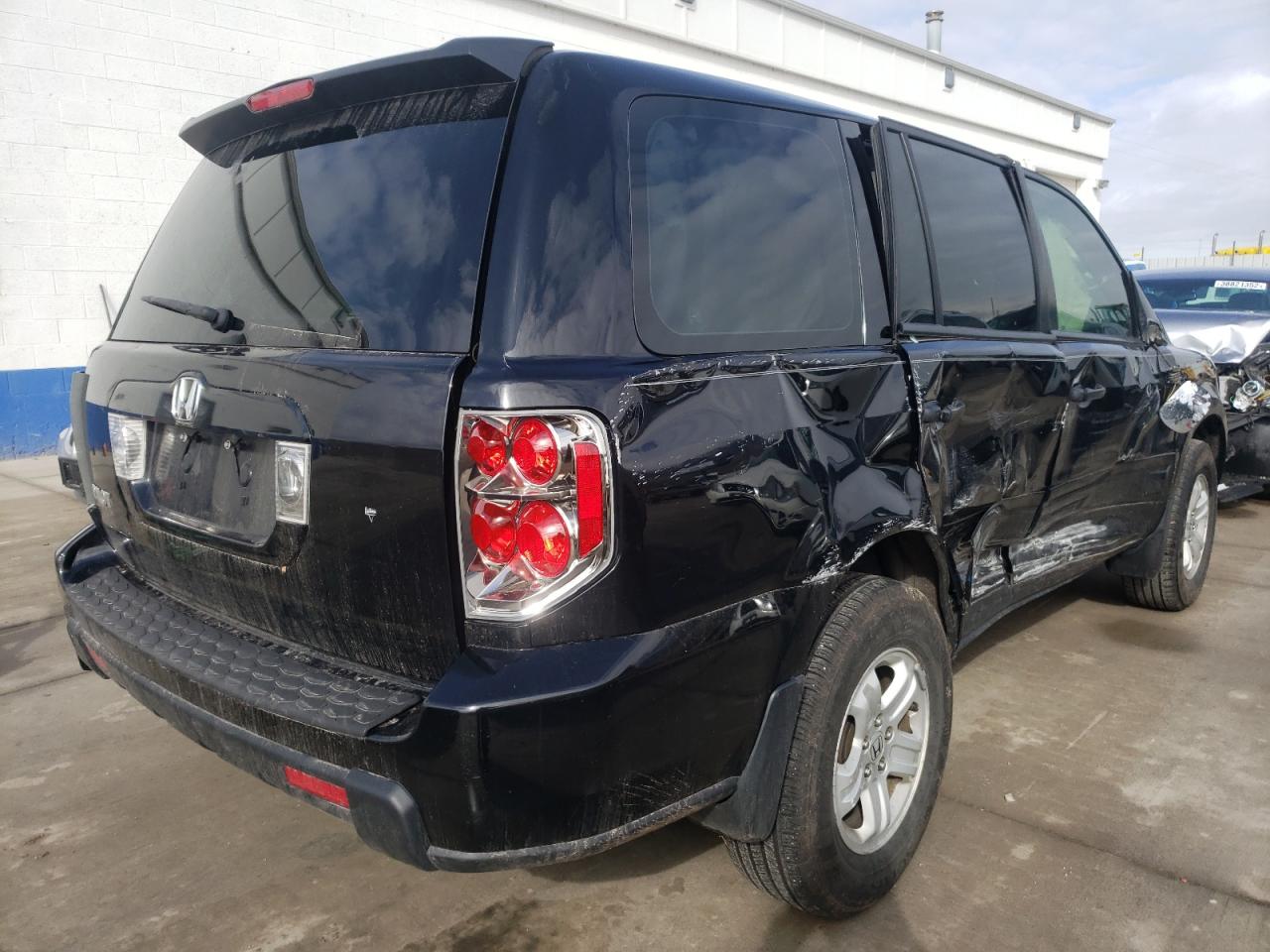 Photo 4 from auction – 2007 HONDA PILOT LX with VIN 5FNYF18147B007341