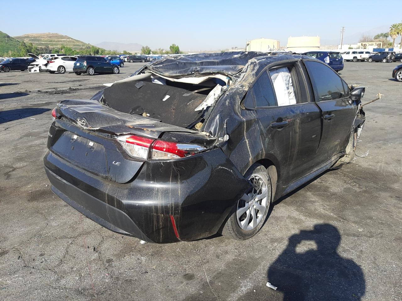 Photo 4 from auction – 2020 TOYOTA COROLLA LE with VIN 5YFEPRAE3LP033276