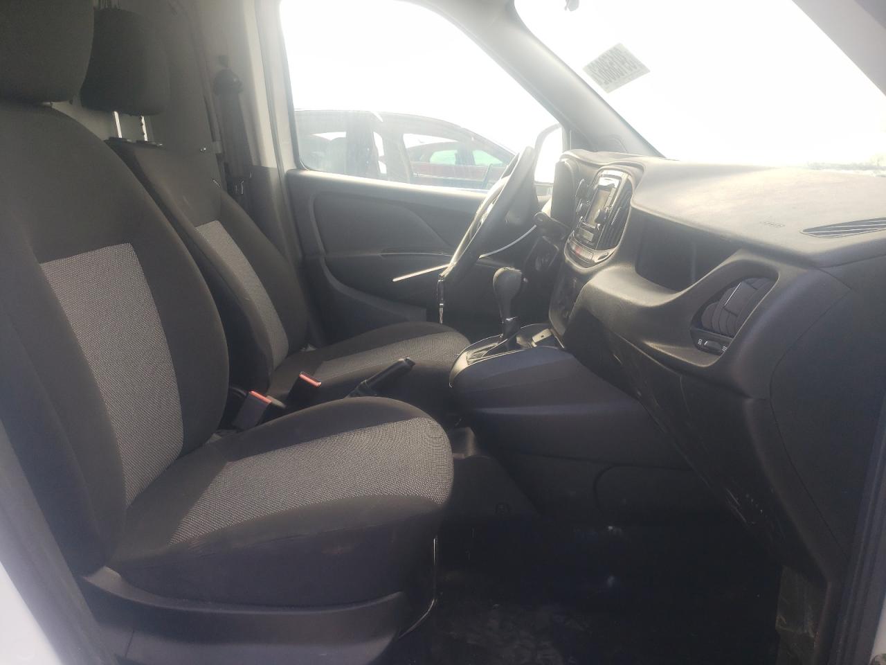 Photo 5 from auction – 2021 RAM PROMASTER with VIN ZFBHRFABXM6T65402