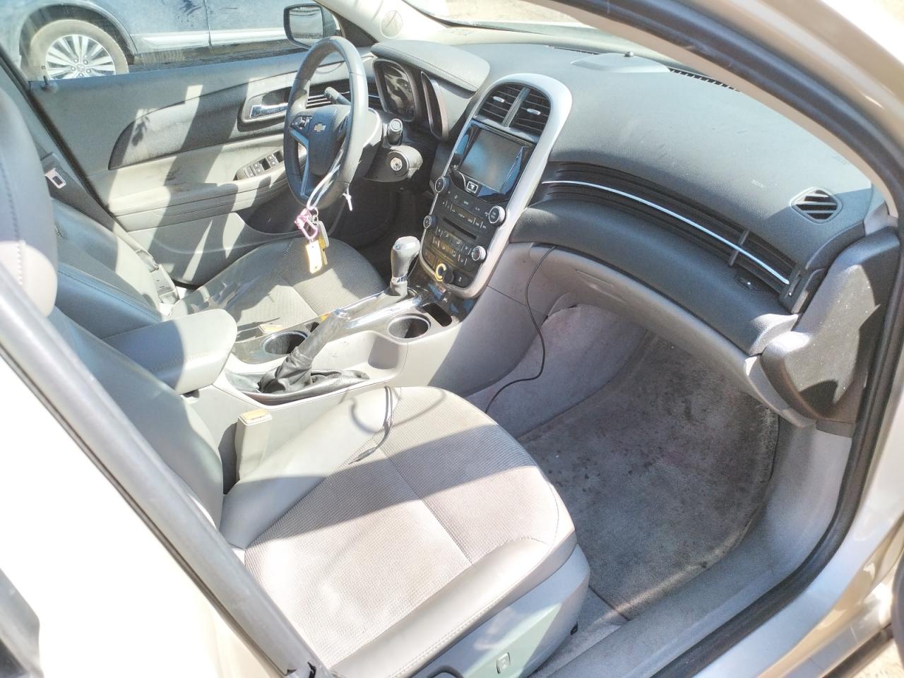 Photo 5 from auction – 2015 CHEVROLET MALIBU 1LT with VIN 1G11C5SL8FF235180