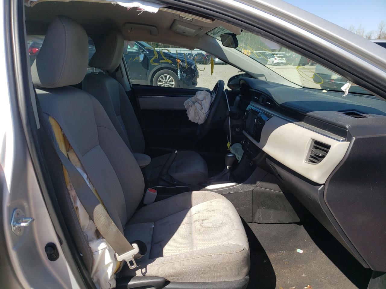 Photo 5 from auction – 2016 TOYOTA COROLLA L with VIN 5YFBURHE1GP405639