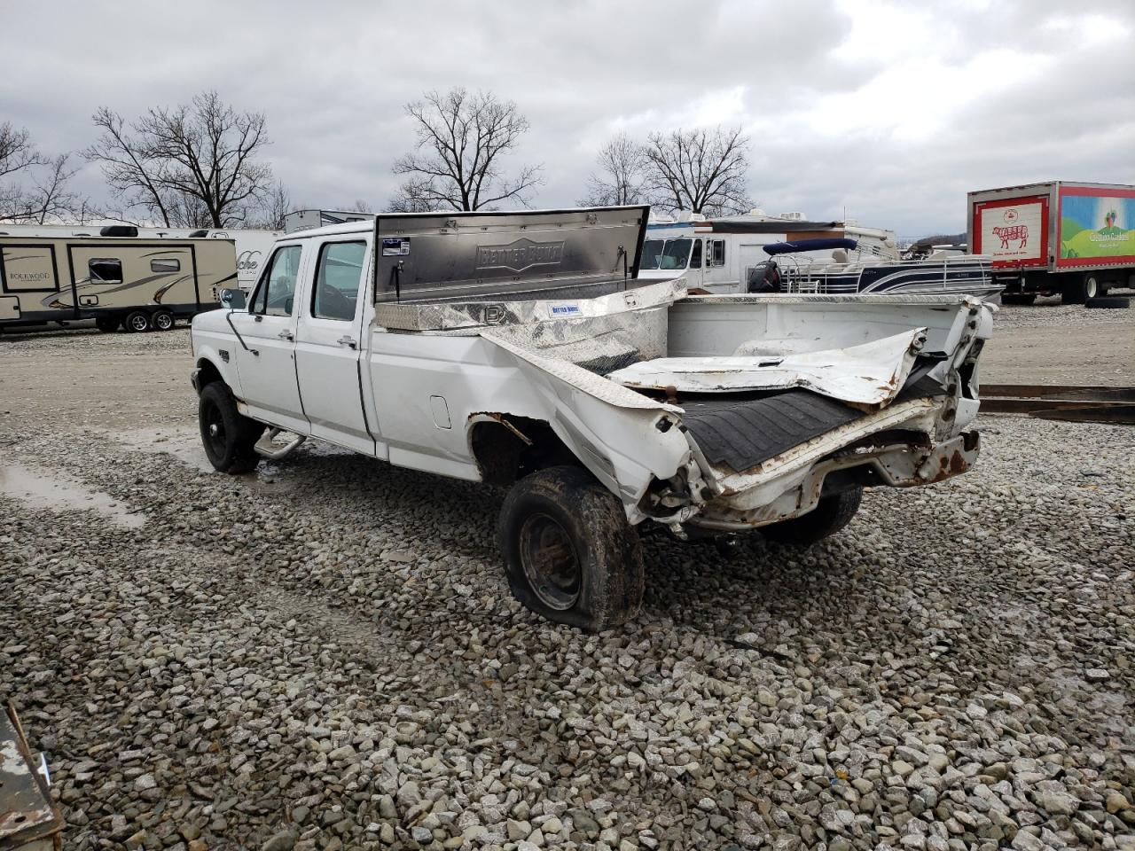 Photo 3 from auction – 1997 FORD F350 with VIN 1FTJW36F2VEA76846