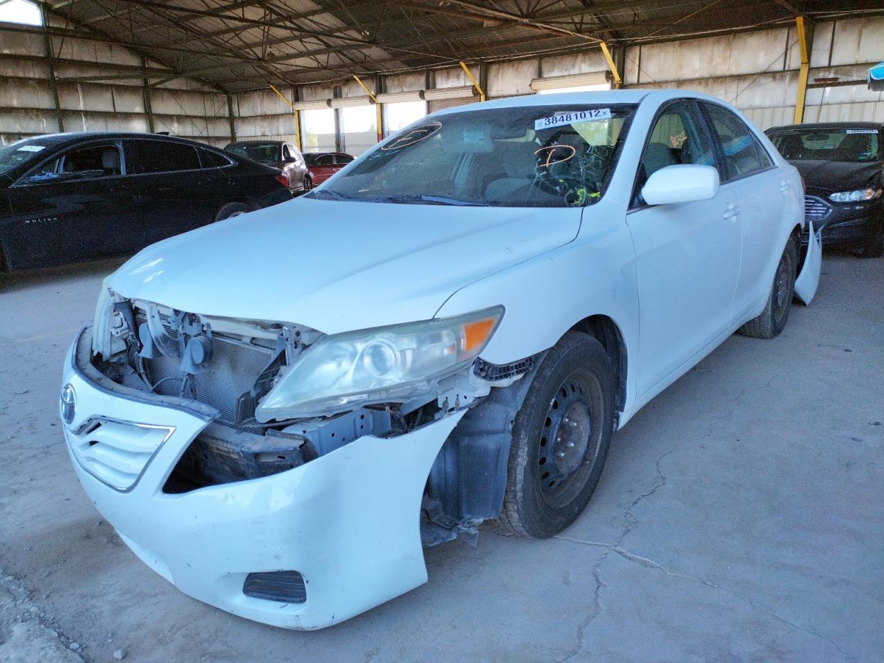 Photo 2 from auction – 2011 TOYOTA CAMRY BASE with VIN 4T1BF3EK8BU661169