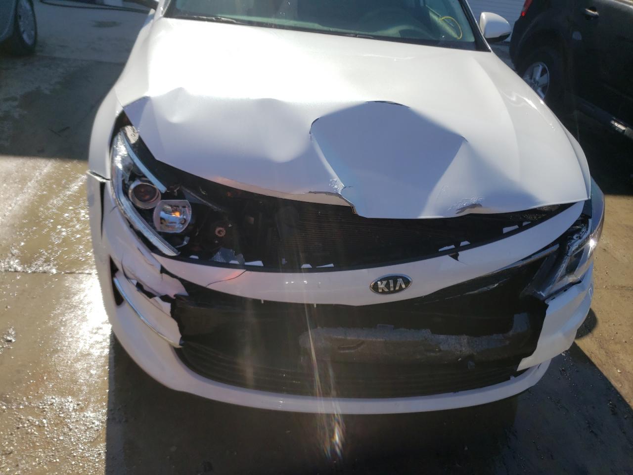 Photo 9 from auction – 2016 KIA OPTIMA LX with VIN KNAGT4L31G5089591