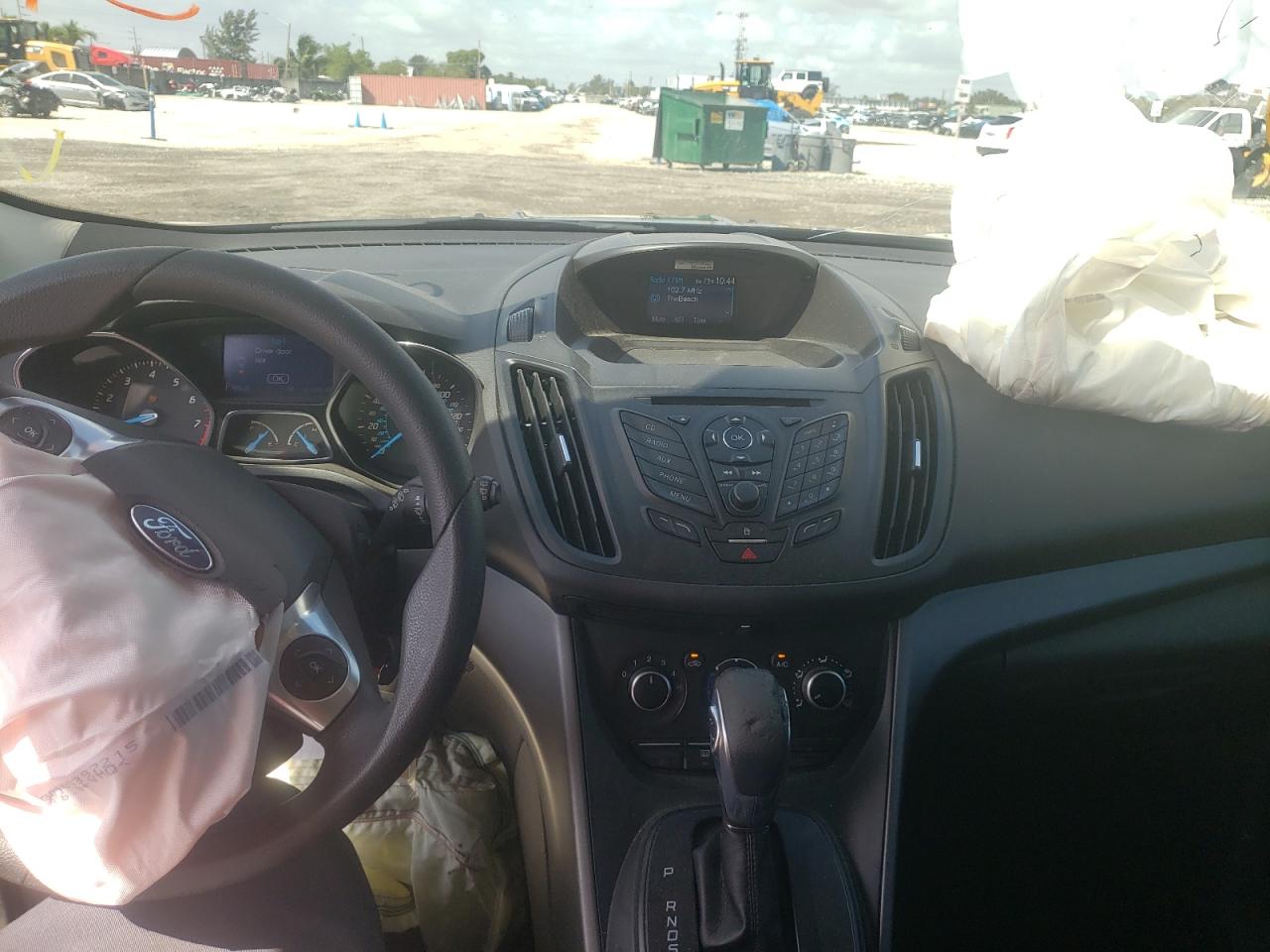 Photo 9 from auction – 2013 FORD ESCAPE S with VIN 1FMCU0F70DUB78216