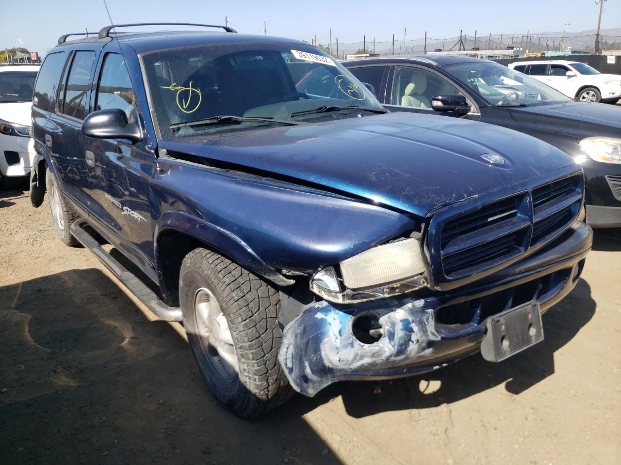 DODGE DURANGO 2000 with VIN 1B4HS28N8YF218900 - Photo from auction