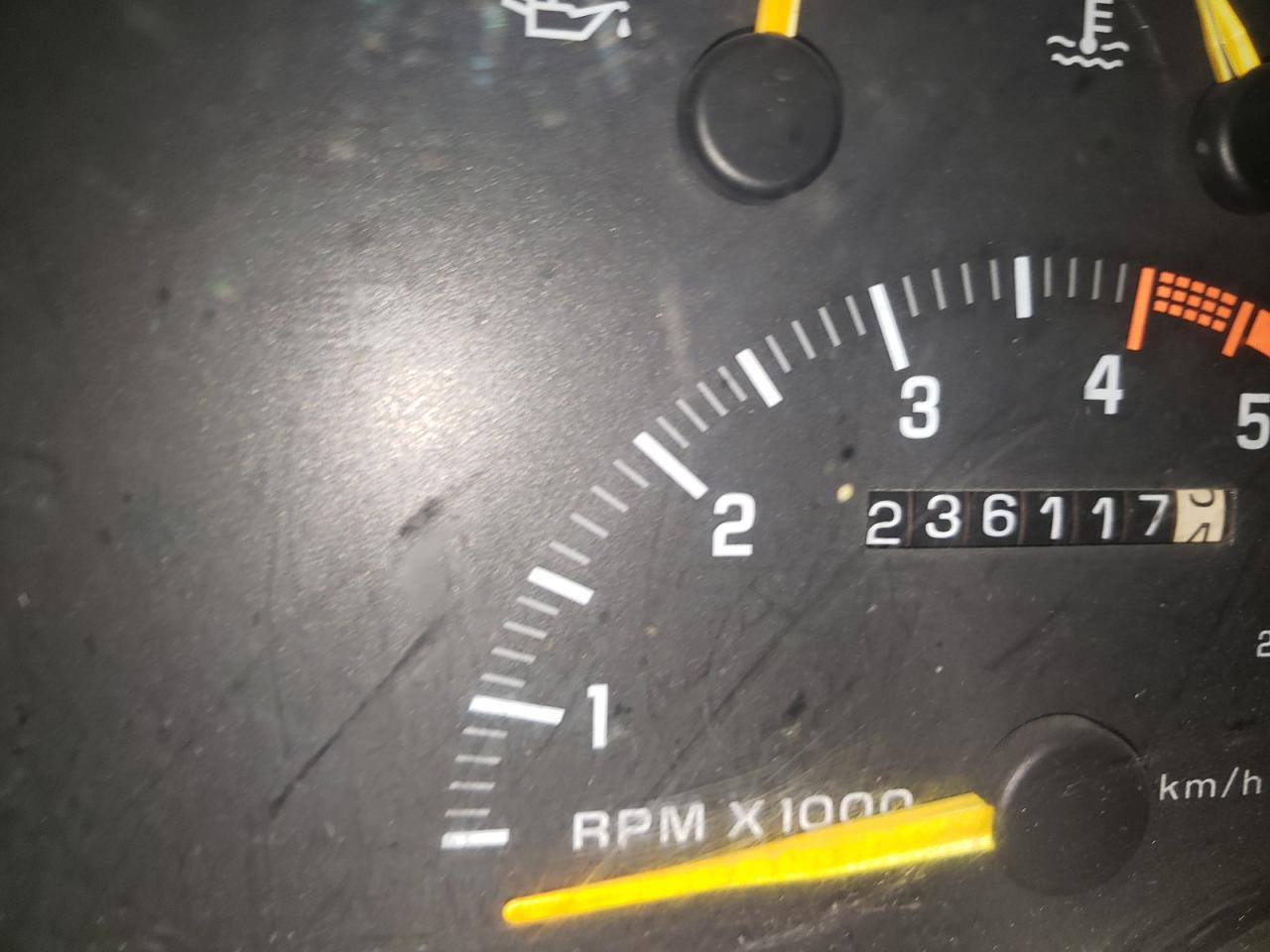 Photo 8 from auction – 1993 GMC SIERRA K15 with VIN 2GTEK19K8P1563029