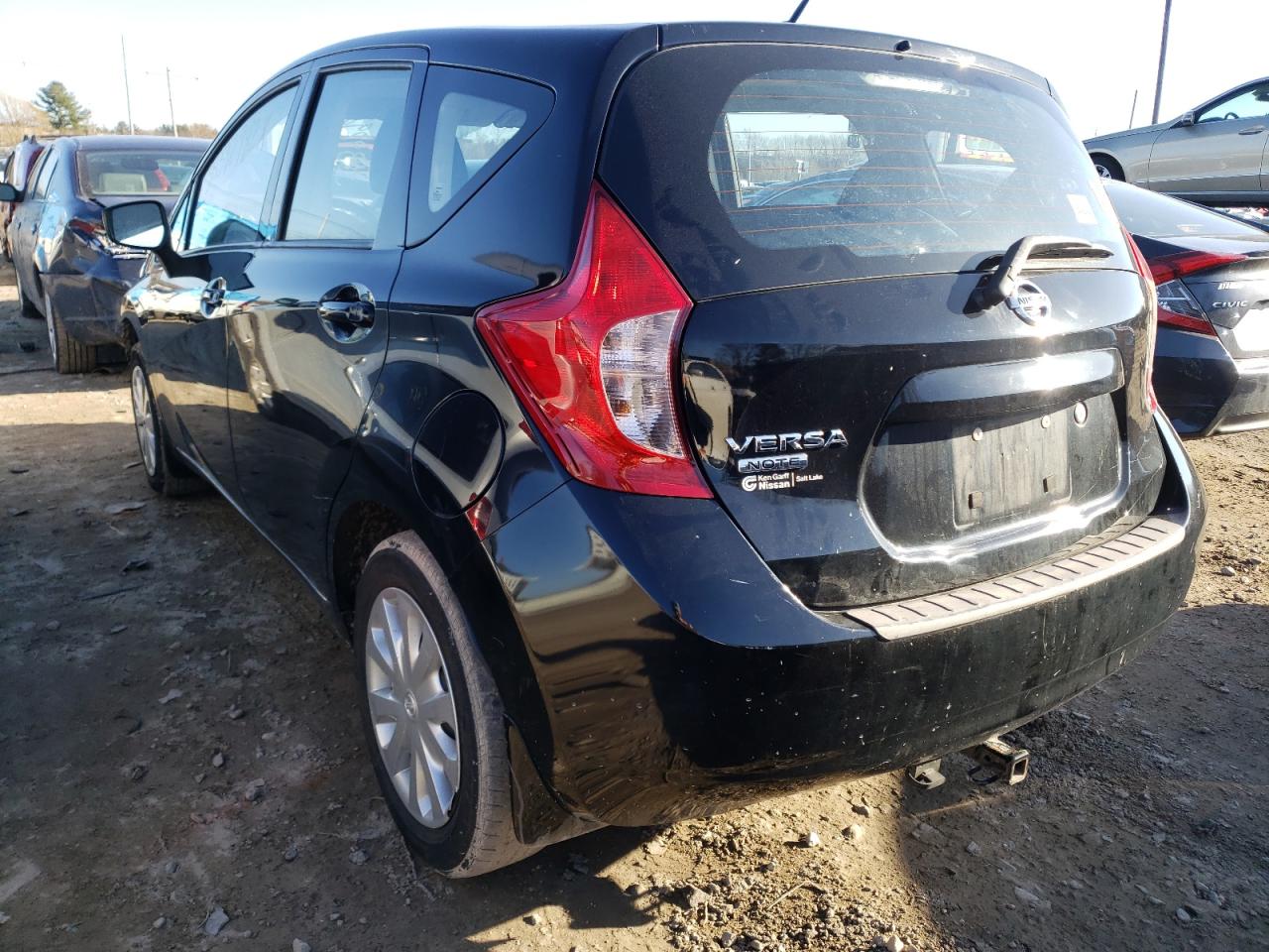 Photo 3 from auction – 2015 NISSAN VERSA NOTE with VIN 3N1CE2CPXFL426652