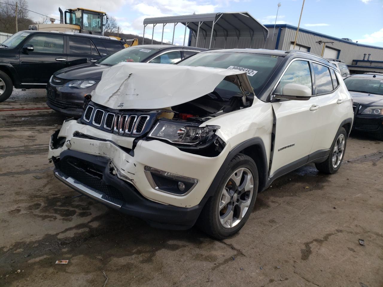 Photo 2 from auction – 2019 JEEP COMPASS LI with VIN 3C4NJCCB8KT637936