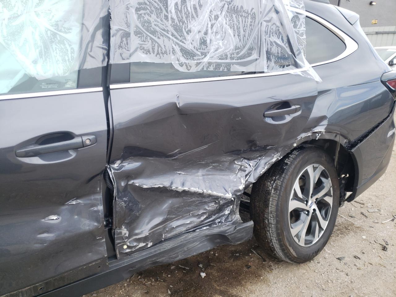 Photo 9 from auction – 2020 SUBARU OUTBACK LI with VIN 4S4BTGND4L3202326