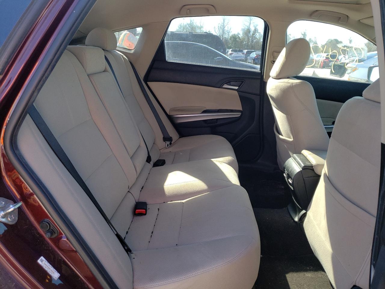 Photo 6 from auction – 2015 HONDA CROSSTOUR with VIN 5J6TF3H39FL002052