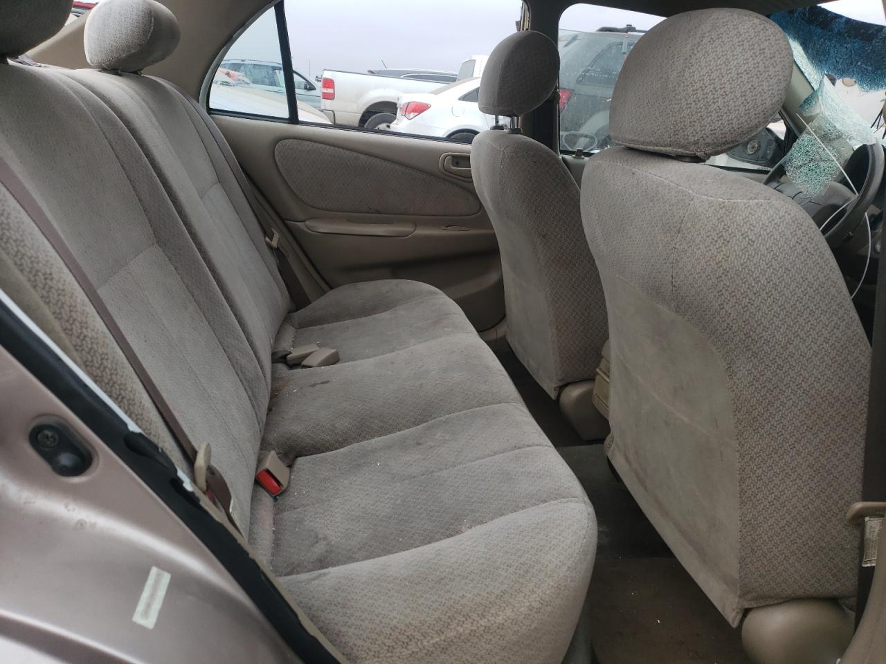 Photo 6 from auction – 2000 TOYOTA COROLLA VE with VIN 1NXBR12E6YZ355378