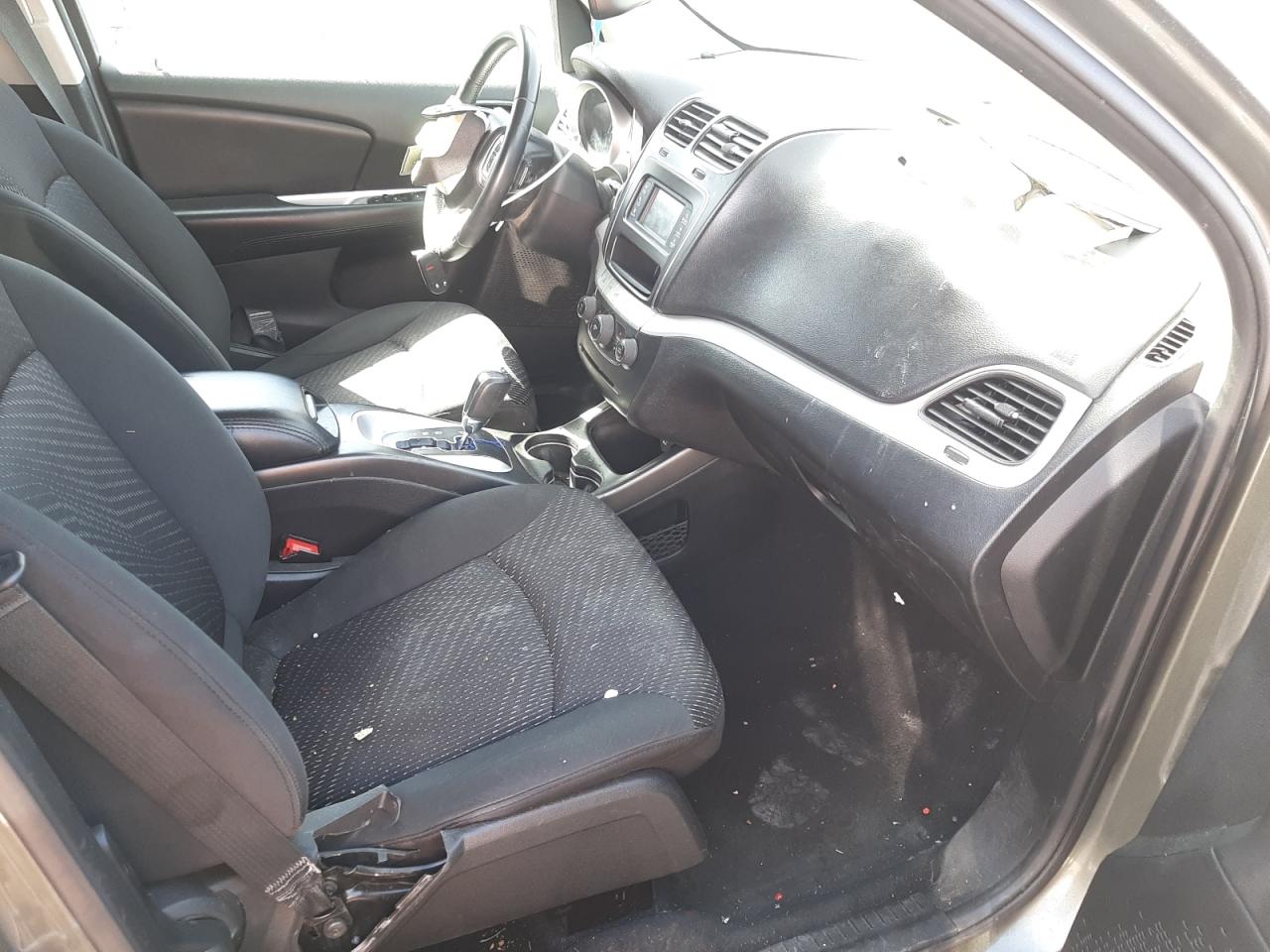 Photo 5 from auction – 2016 DODGE JOURNEY SE with VIN 3C4PDCAB7GT195077
