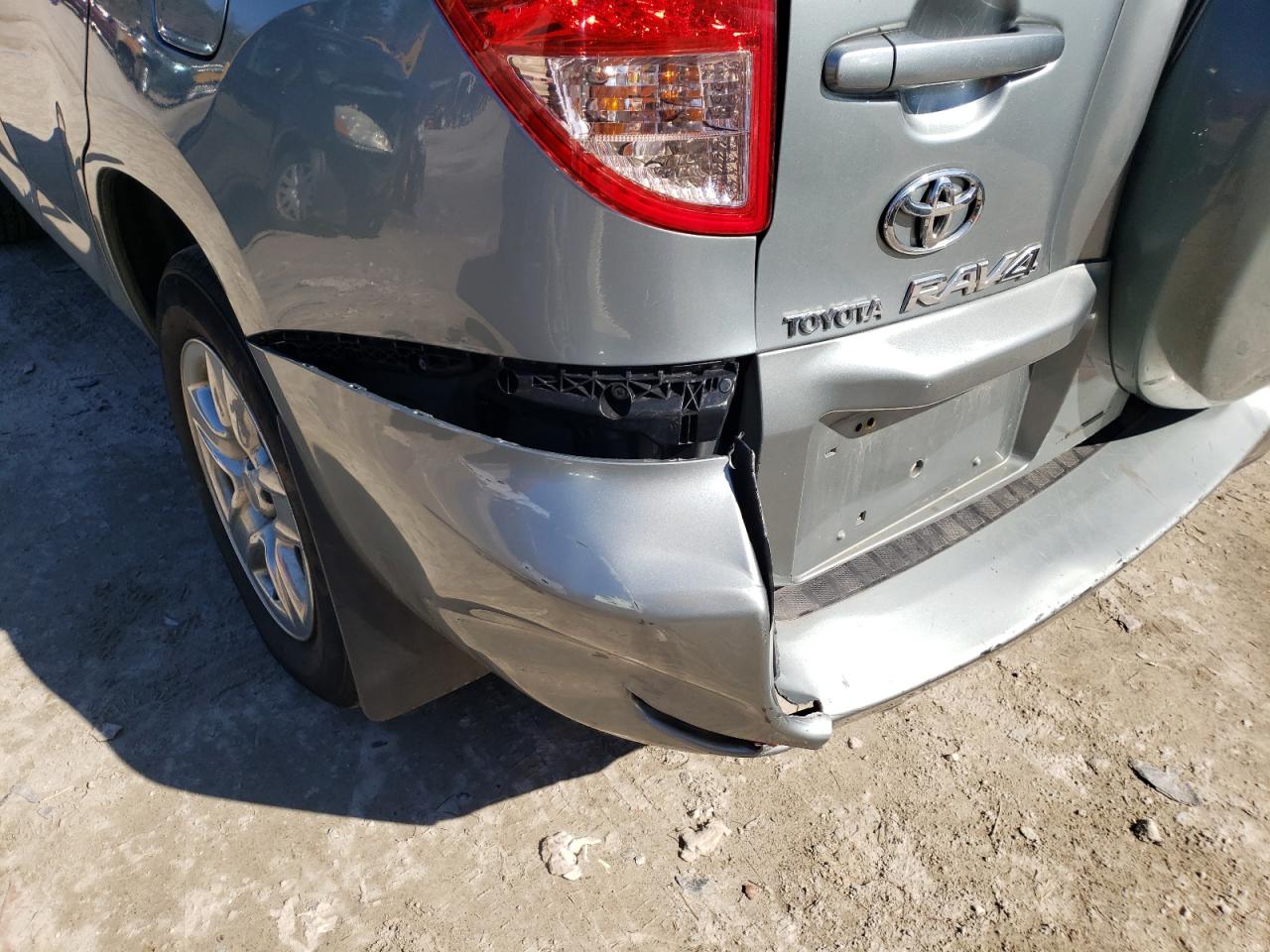 Photo 9 from auction – 2007 TOYOTA RAV4 with VIN JTMBK33V475025850