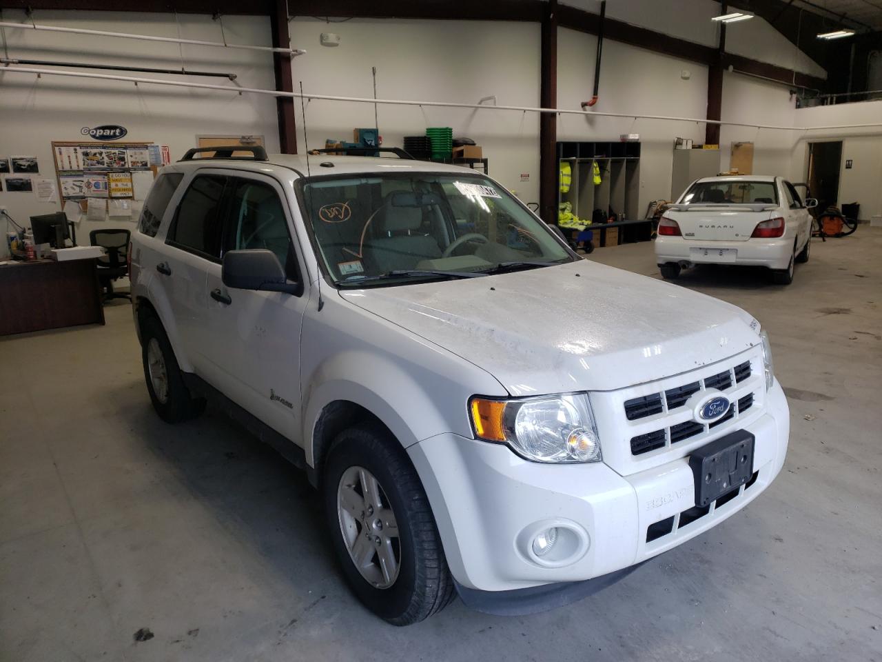 Photo 1 from auction – 2011 FORD ESCAPE HYB with VIN 1FMCU5K35BKA94188