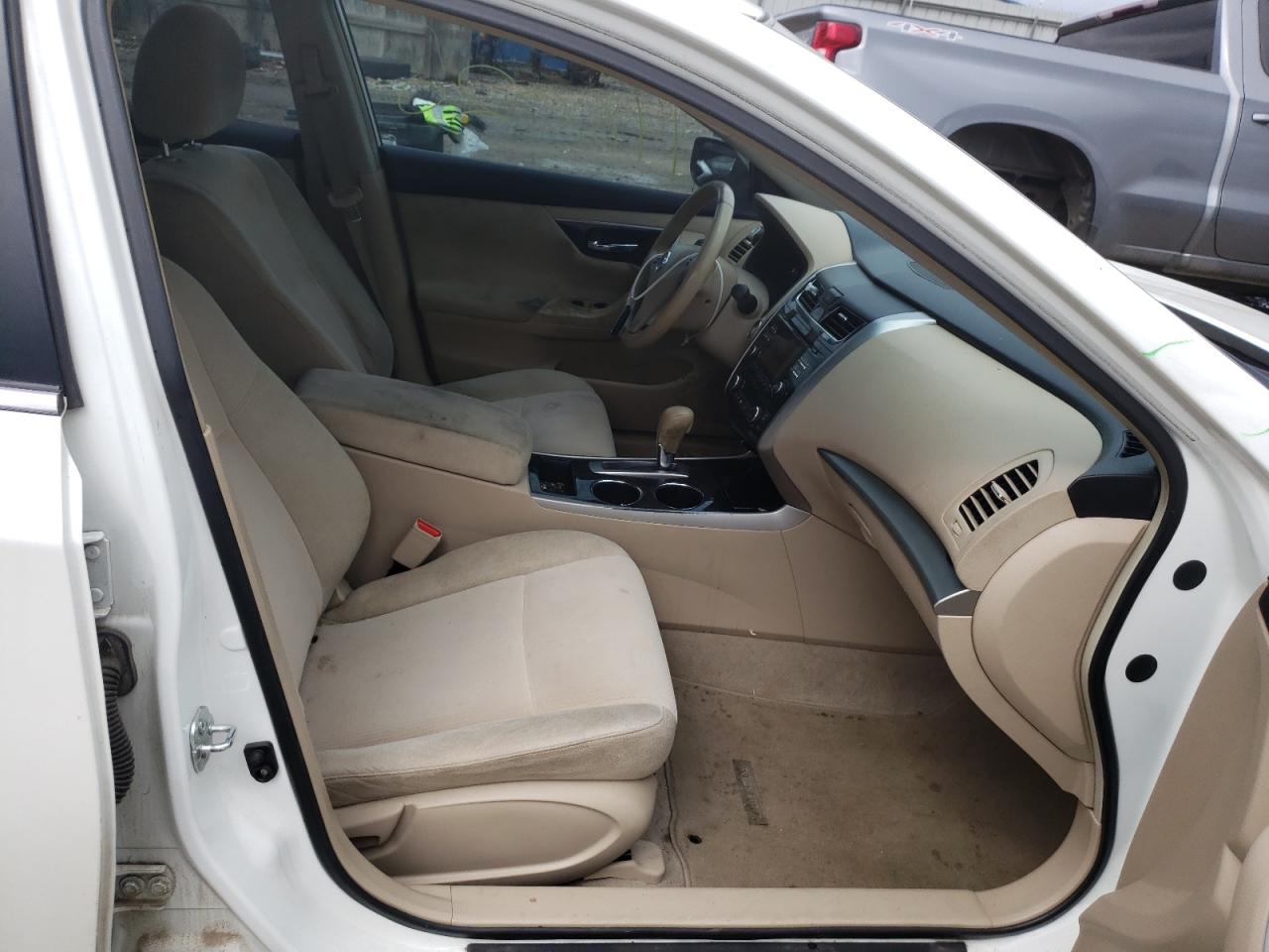 Photo 5 from auction – 2013 NISSAN ALTIMA 2.5 with VIN 1N4AL3AP1DC131148