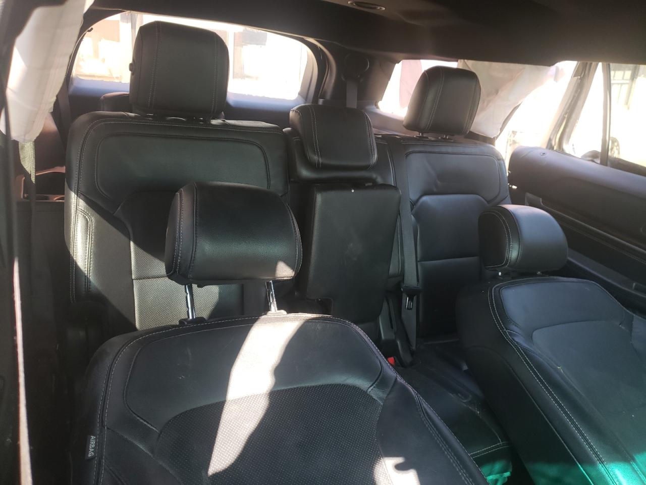 Zdjęcie 6 z aukcji – 2016 FORD EXPLORER L z VIN 1FM5K8FHXGGA69903