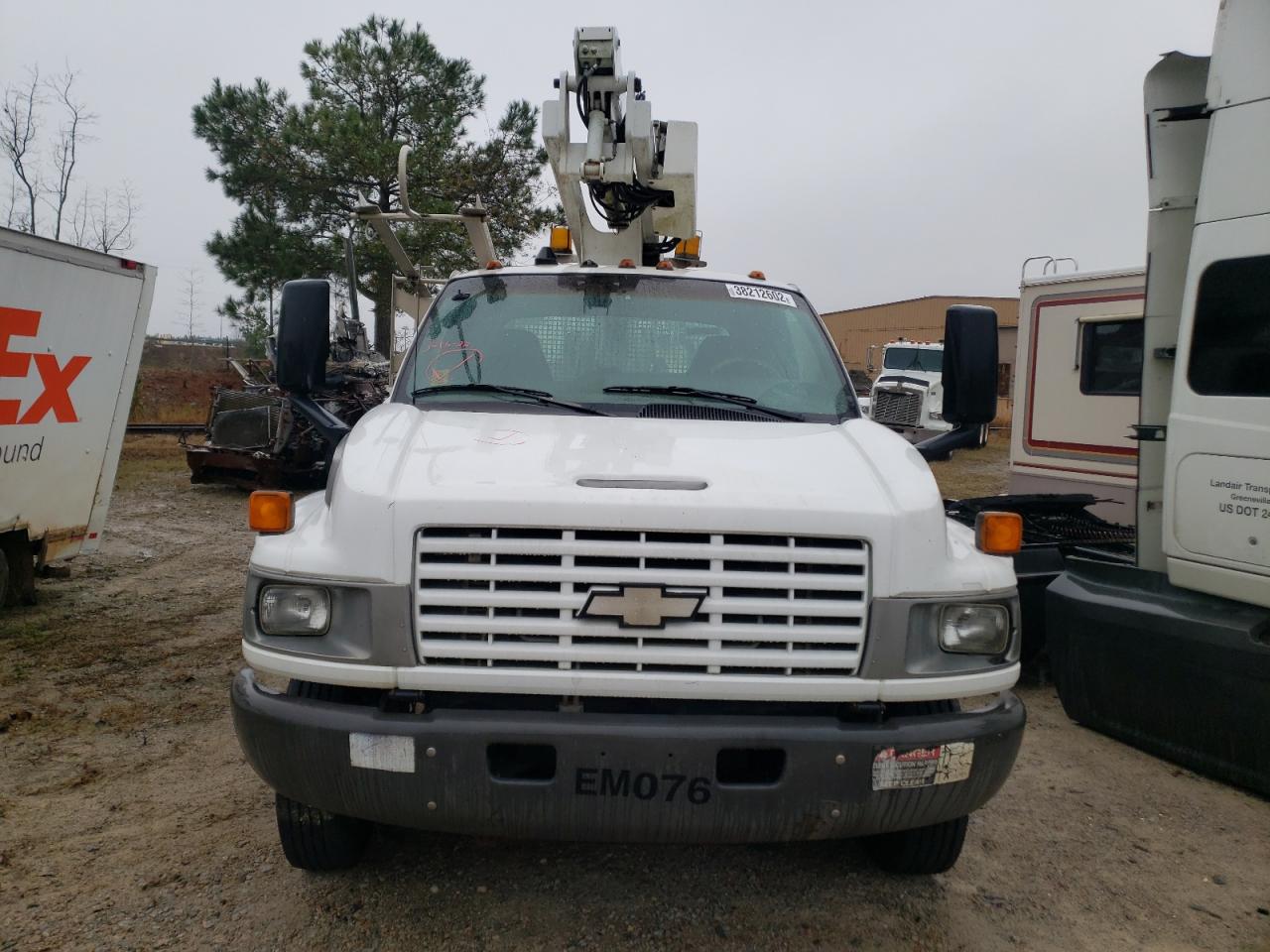 Photo 9 from auction – 2004 CHEVROLET C4500 C4C0 with VIN 1GBC4C1104F505621
