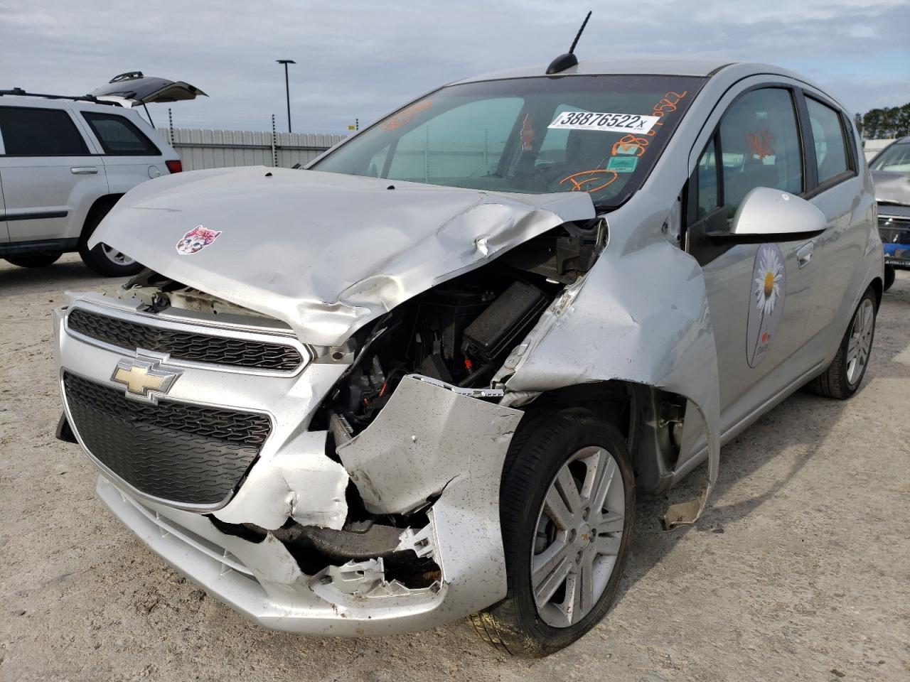 Photo 2 from auction – 2015 CHEVROLET SPARK 1LT with VIN KL8CD6S96FC764824