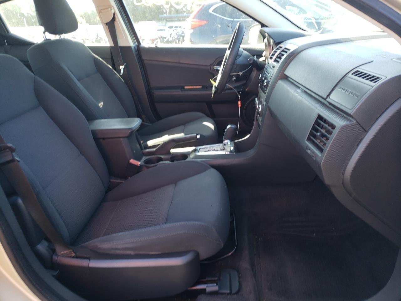 Photo 5 from auction – 2010 DODGE AVENGER SX with VIN 1B3CC4FB8AN139304