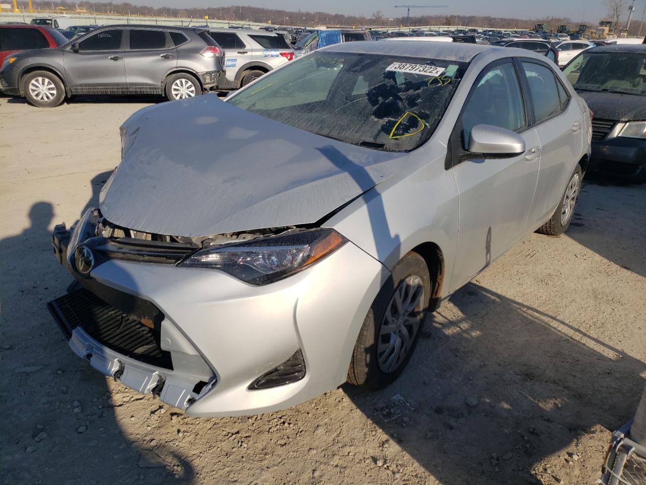 Photo 2 from auction – 2018 TOYOTA COROLLA L with VIN 2T1BURHE9JC975069
