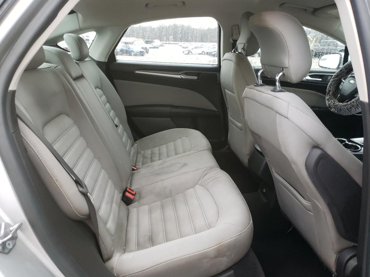 Photo 6 from auction – 2015 FORD FUSION S with VIN 3FA6P0G72FR122690