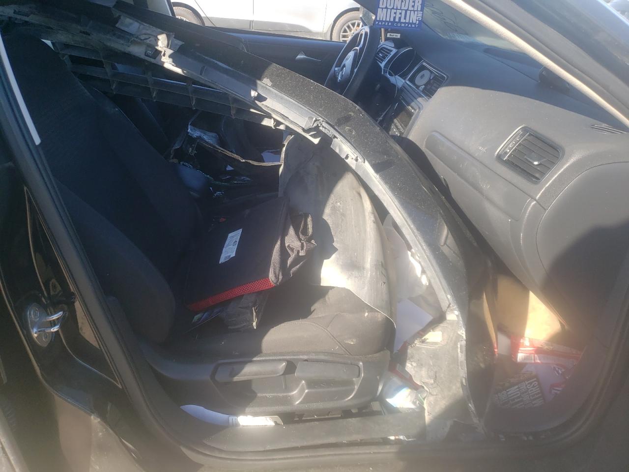 Photo 5 from auction – 2015 VOLKSWAGEN JETTA BASE with VIN 3VW2K7AJXFM340634