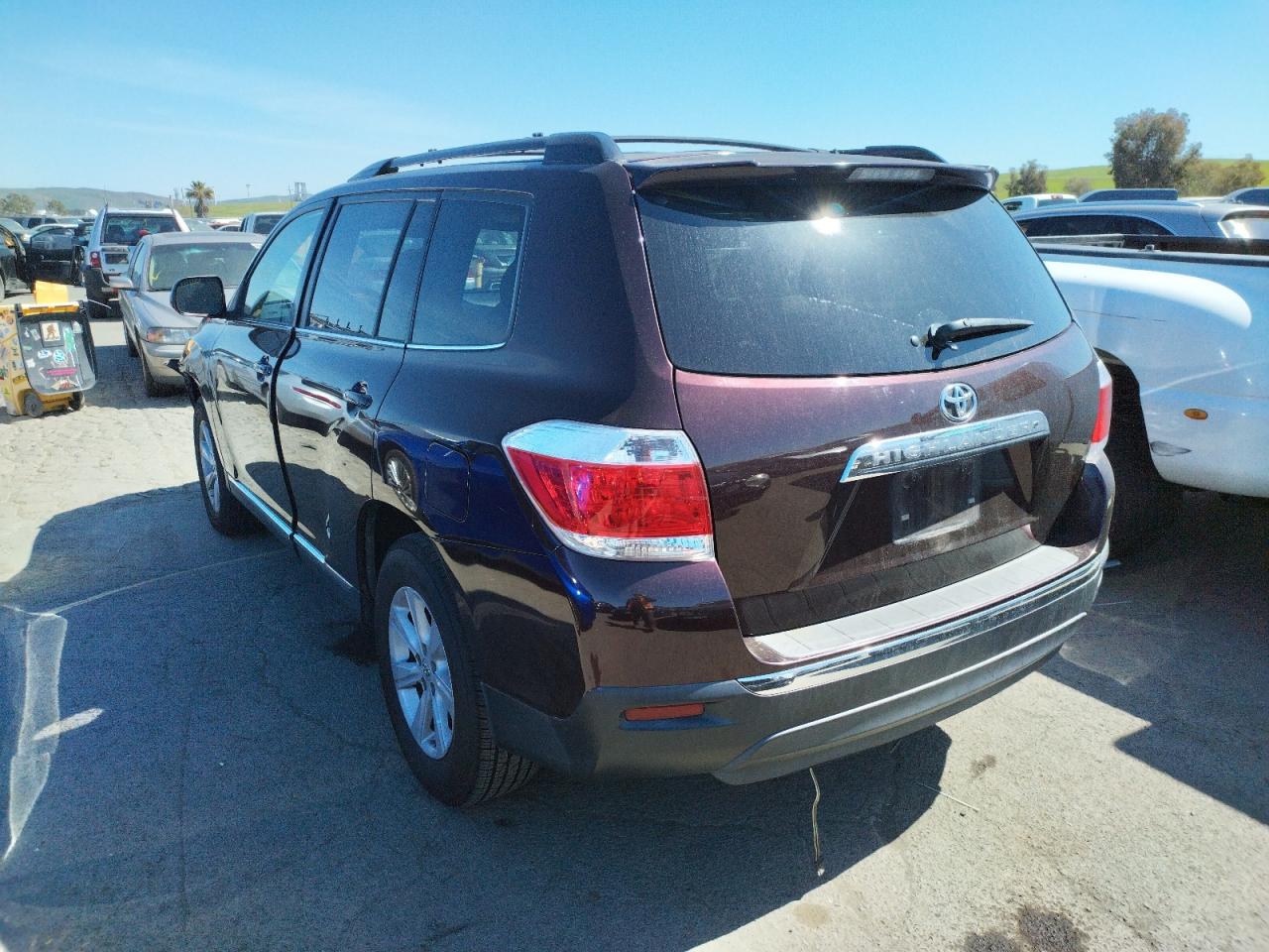 Photo 3 from auction – 2013 TOYOTA HIGHLANDER with VIN 5TDZK3EH2DS115039