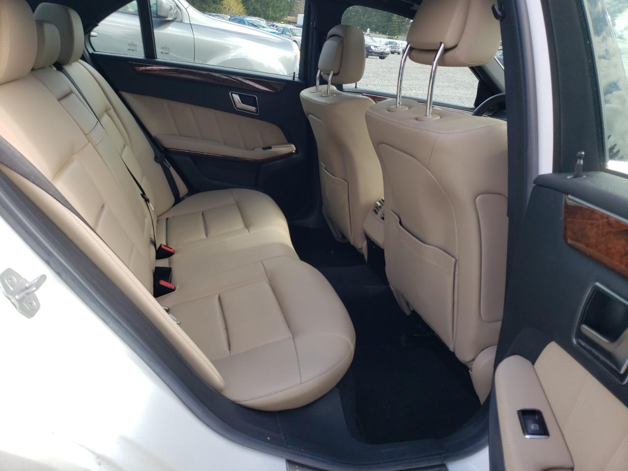 Photo 6 from auction – 2013 MERCEDES-BENZ E 350 4MAT with VIN WDDHF8JB9DA743889