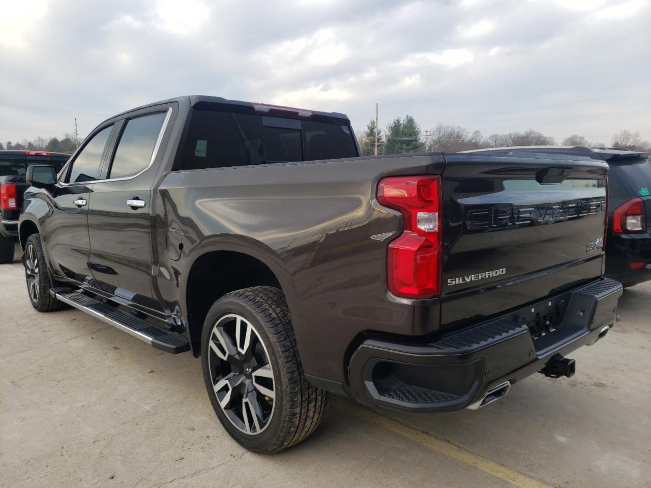 Photo 3 from auction – 2021 CHEVROLET SILVERADO with VIN 3GCPWFED0MG217657