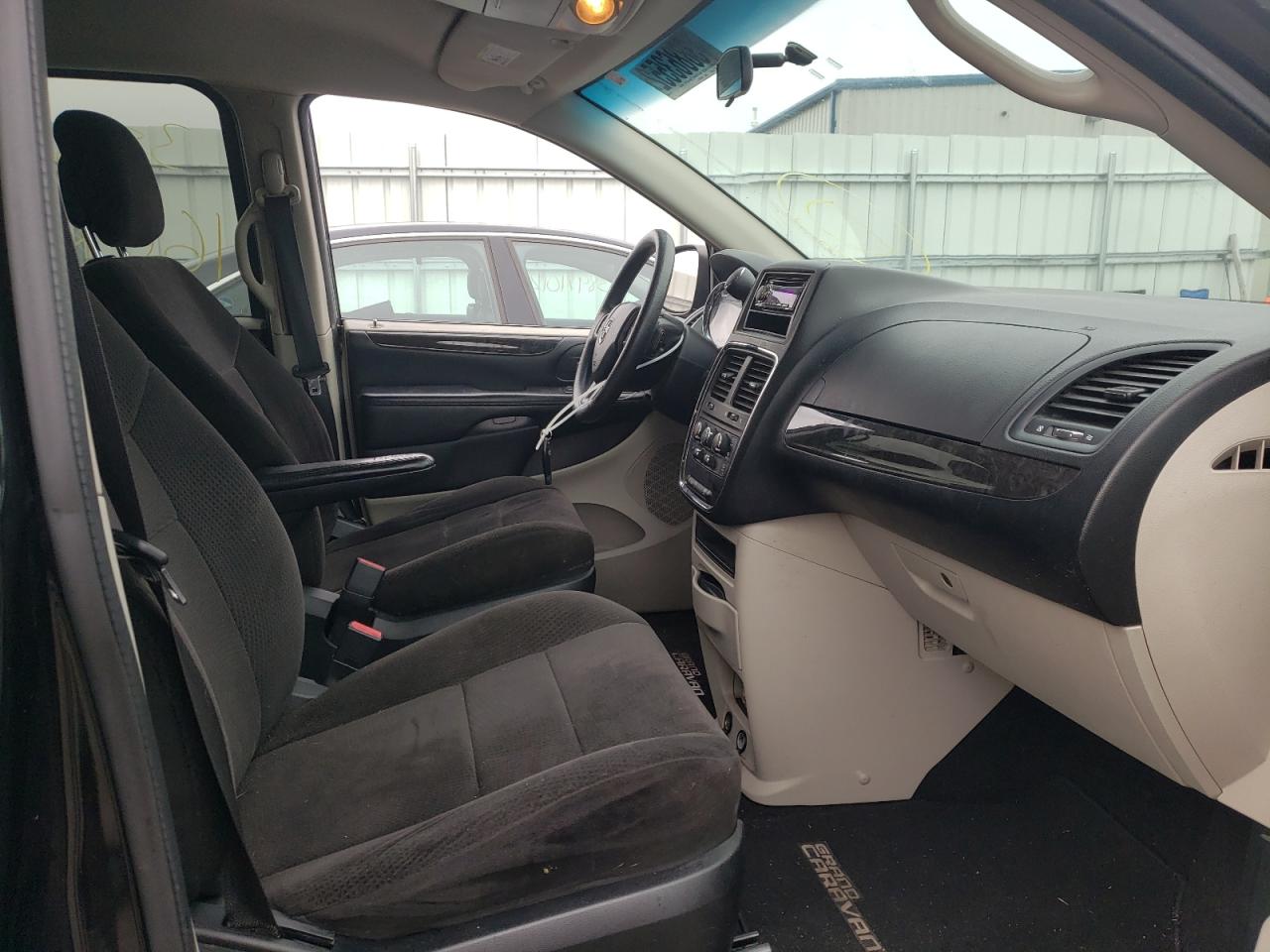 Photo 5 from auction – 2012 DODGE GRAND CARA with VIN 2C4RDGBG8CR268903