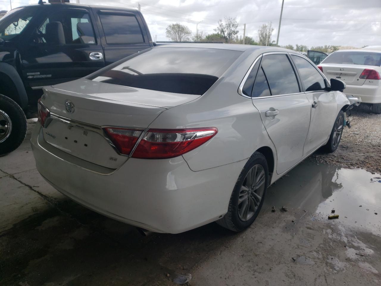 Photo 4 from auction – 2017 TOYOTA CAMRY LE with VIN 4T1BF1FK6HU410100