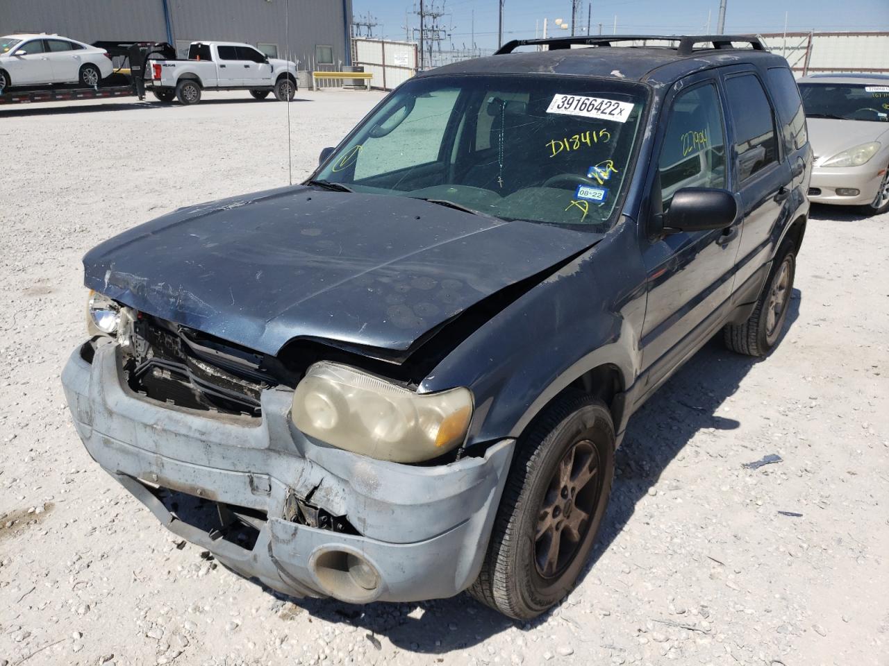 Photo 2 from auction – 2005 FORD ESCAPE XLT with VIN 1FMYU03125KD18415
